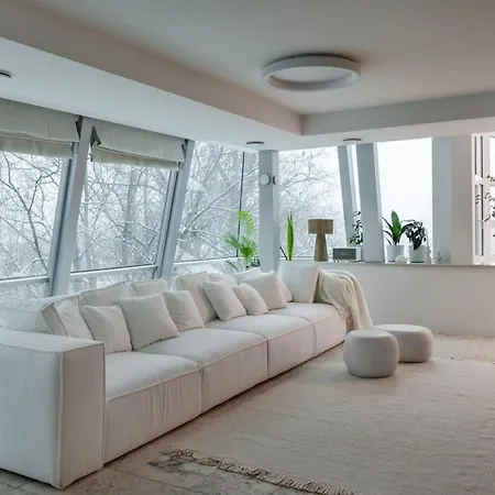 Boutique Penthouse *