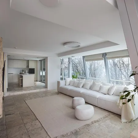 Boutique Penthouse דירה *