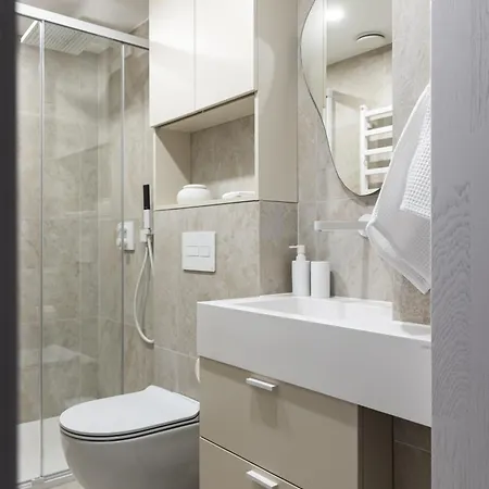 Boutique Penthouse * וילנה